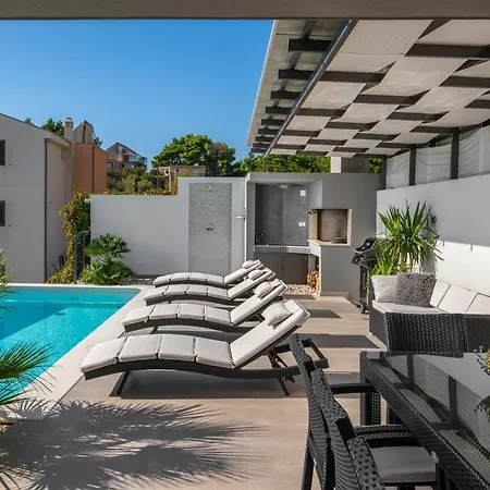 Villa Palladium Makarska