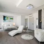 Palladium ヴィラ マカルスカ