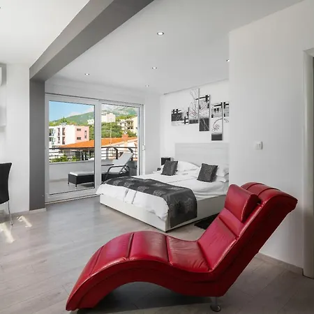 Palladium Villa *