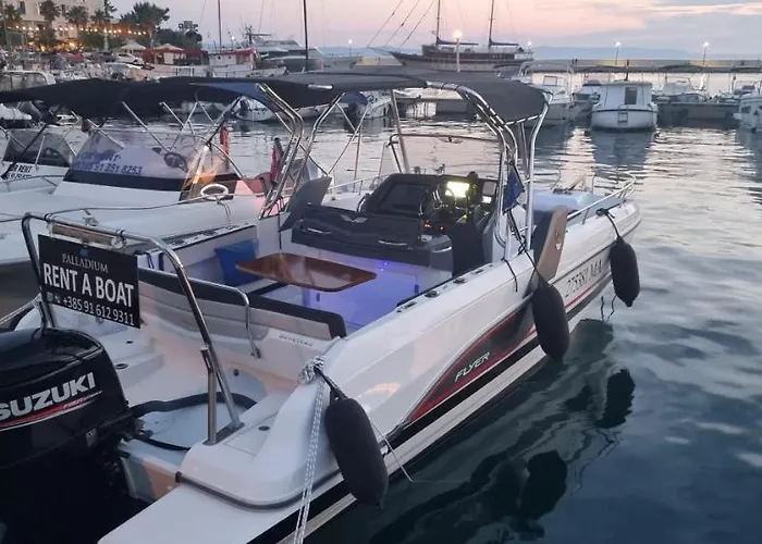 Palladium Макарська