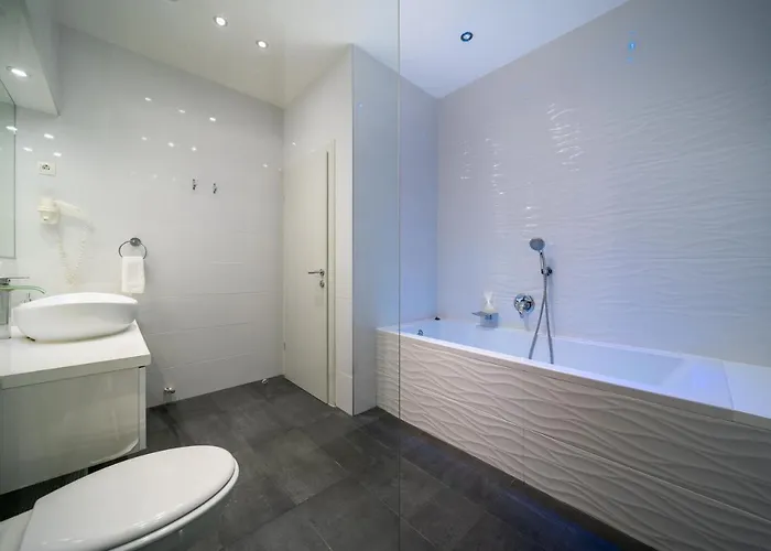 Palladium Μακάρσκα