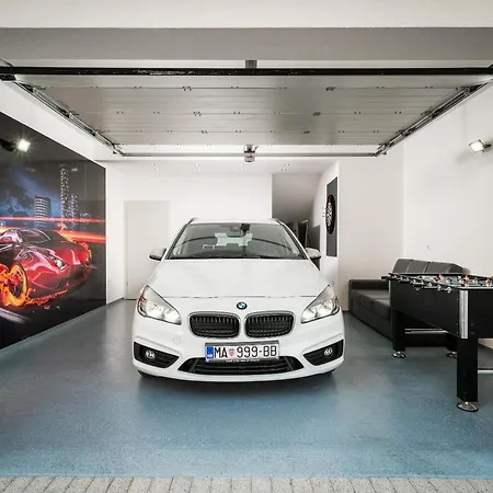 Palladium * Makarska