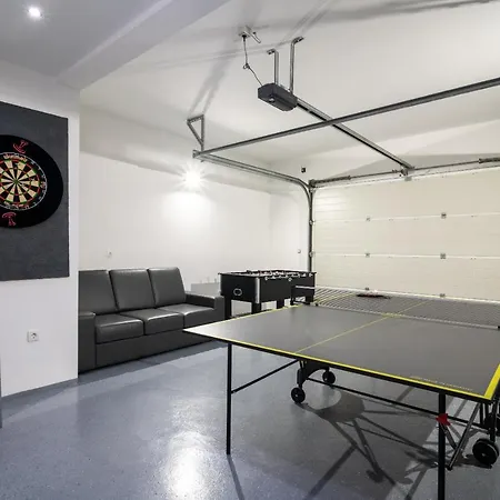 Palladium Vila Makarska